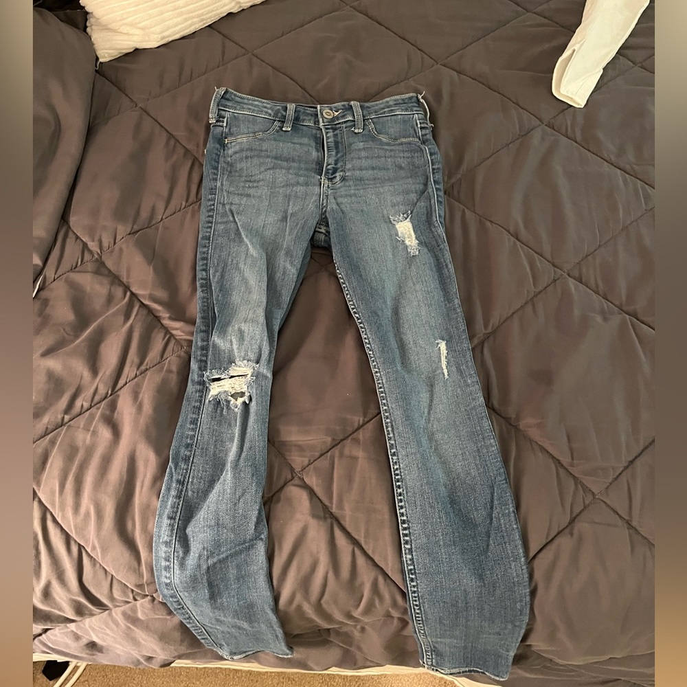 Hollister Ripped Skinny Jeans